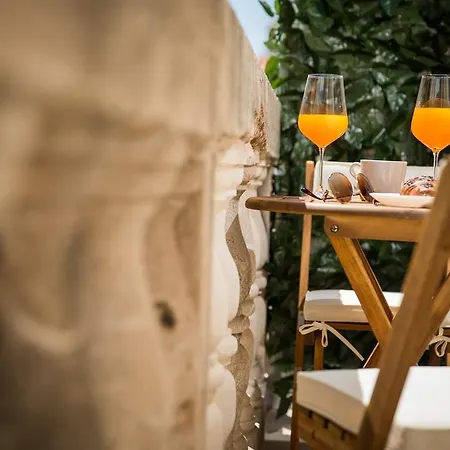 Couette-café Scalini Palace