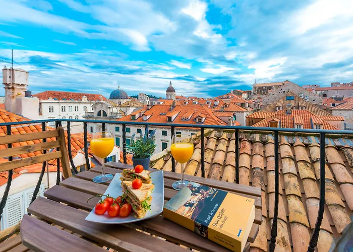 Scalini Palace Bed & Breakfast