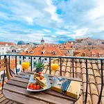 krevet i doručak Scalini Palace 4*