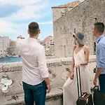 Scalini Palace 4*